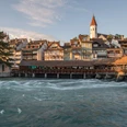 thun-sommer-schleuse-abendstimmung-carolina-piasecki