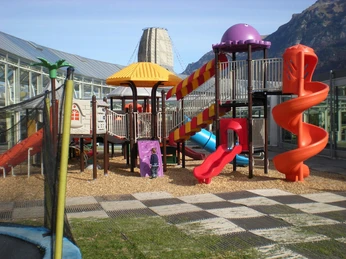 interlaken-jungfraupark-sommer-aussenbereich-mysty-land