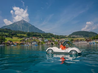 faulensee-thunersee-pedalo-sommer