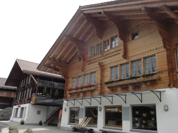 habkern-tourismusbuero-aussenansicht-haus