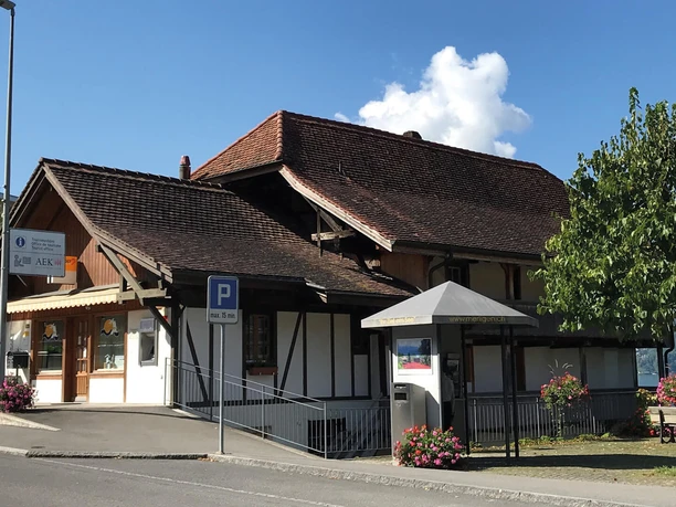 merligen-tourismus-mit-infohaeuschen