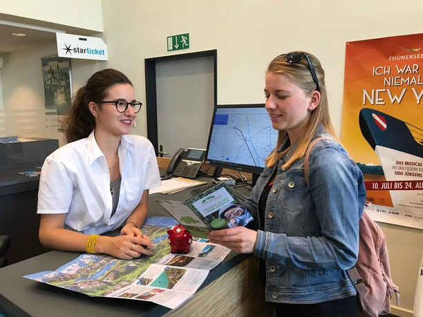 thun-welcome-center-mitarbeiterin