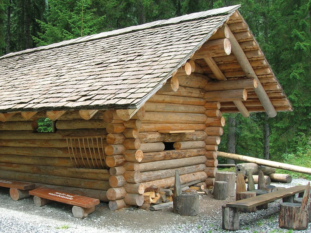 naturpark-diemtigtal-blockhaus-mutzenstube