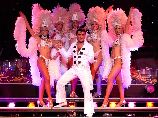 elvis_das_musical_c_cofo_entertainment.jpg