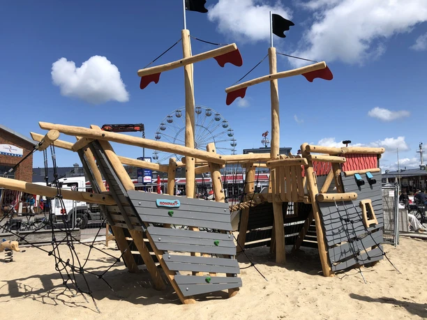Spielplatz am Lister Hafen Spielplatz am Lister Hafen