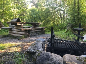 Fireplace with cosy seating
