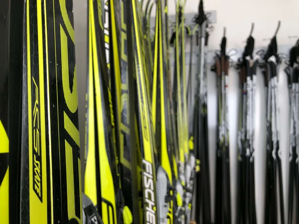 You can also rent cross-country skis at Erb Sport.