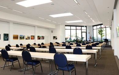 Großer Konferenzsraum