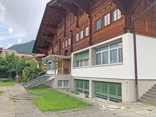 Diemtighuus exterior view