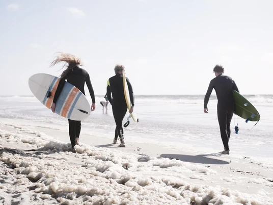 Wellenreiten mit Südkap Surfing