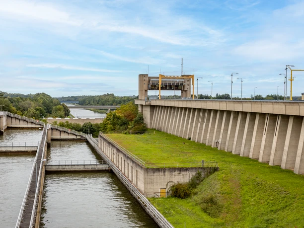 Schleuse am Elbenseitenkanal