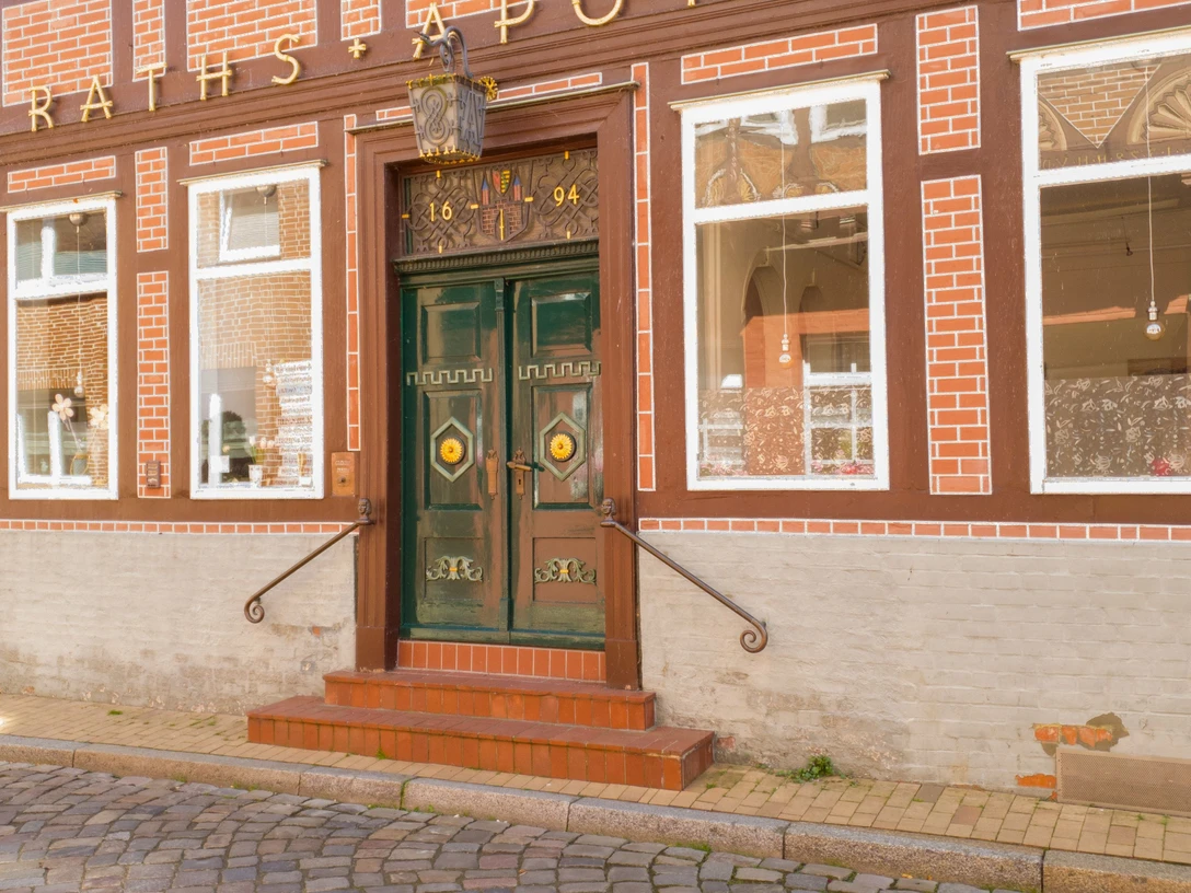 Lauenburger Raths-Apotheke Raths-Apotheke Lauenburg