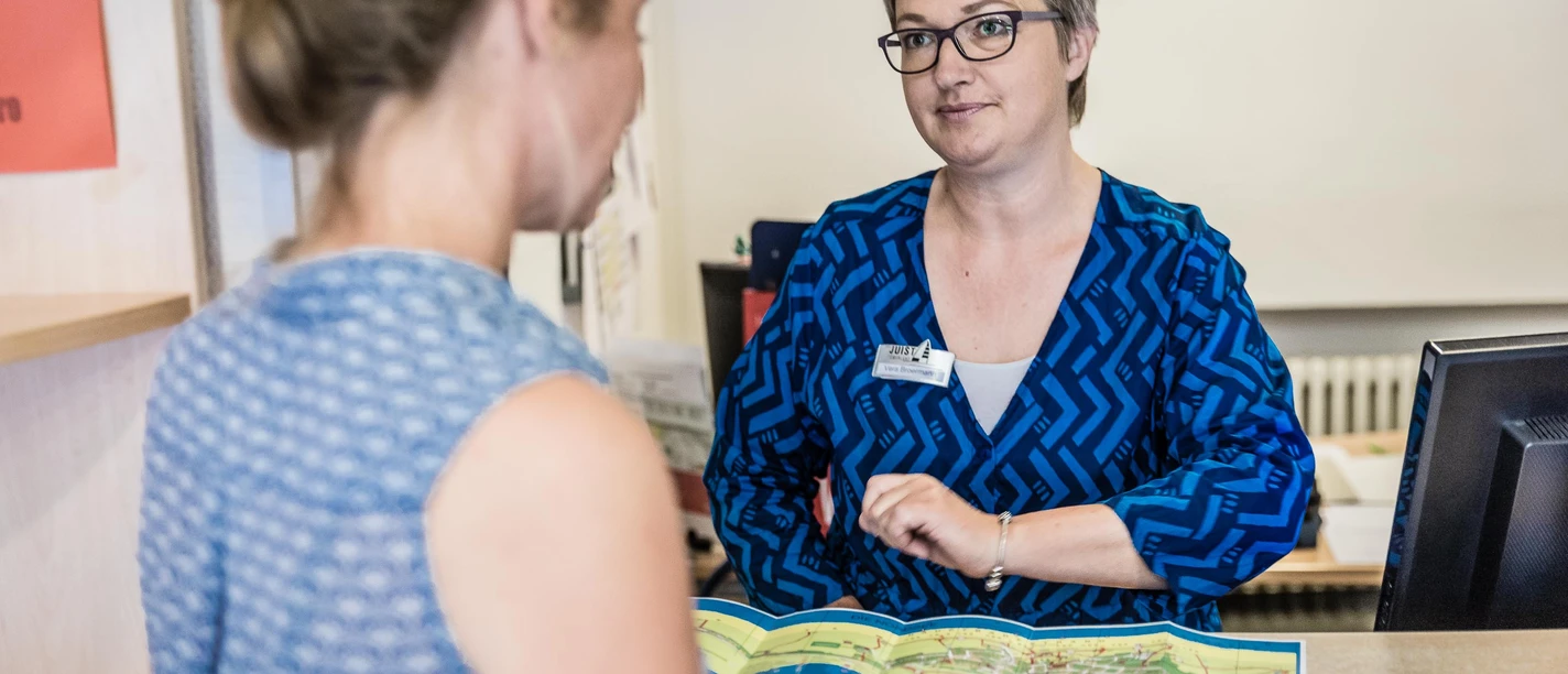 Gästebeitragszahlung am Flugplatz auf Juist.jpg Gästebeitragszahlung am Flugplatz auf Juist