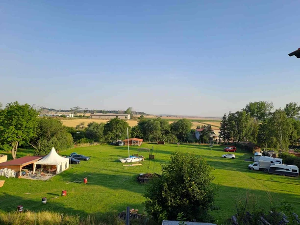 Camping- und Wohnmobilplatz am Hotel auf der Hohe in Ballenstedt