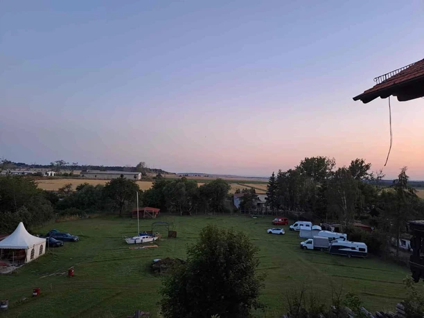 Camping- und Wohnmobilplatz am Hotel auf der Hohe in Ballenstedt