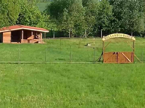 Camping- und Wohnmobilplatz am Hotel auf der Hohe in Ballenstedt Camping- und Wohnmobilplatz am Hotel auf der Hohe in Ballenstedt