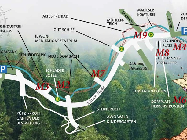 Standorte der Audiodateien Wanderkarte zeigt Streckenverläufe und Sehenswürdigkeiten nahe einem bewaldeten Hang mit Aussichtspunkten.