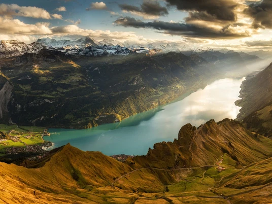 Vue sur le lac de Brienz