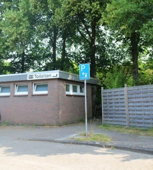 oeffentliche-toiletten-dreibergen