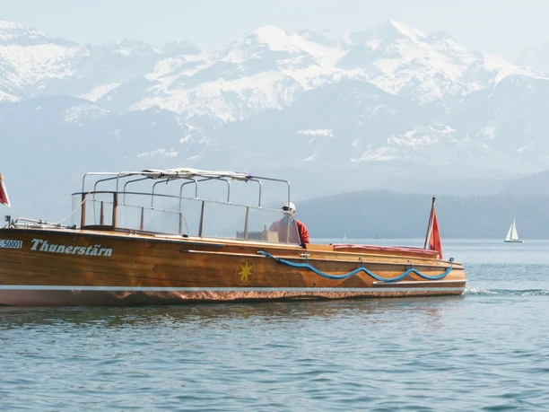 thunersee-thun-thunerst-rn-furer-bootsbau-berge