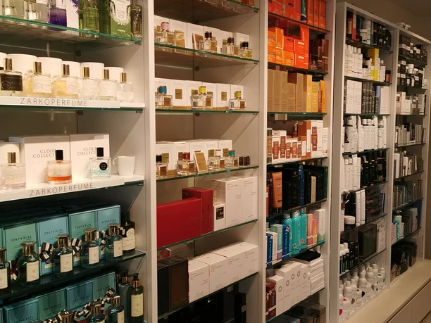 Douglas Filiale in Kampen