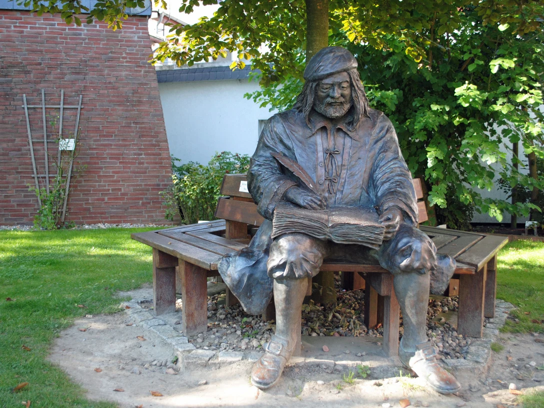 Bronzeplastik des Neocorus