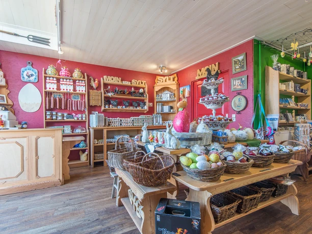 hansenhof-innenansicht-ostern