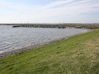 Rantumer Hafen vom Deich aus