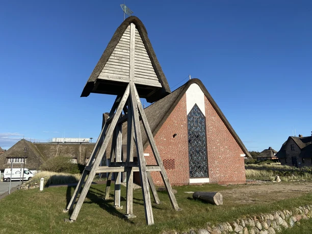 Glockenturm von St. Peter