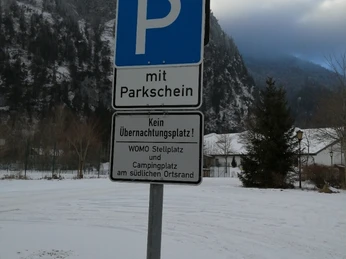 Parkplatz Malsteinweg_Tennisplatz 2.jpg