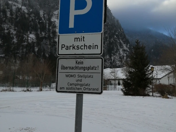 Parkplatz Malsteinweg_Tennisplatz 2.jpg