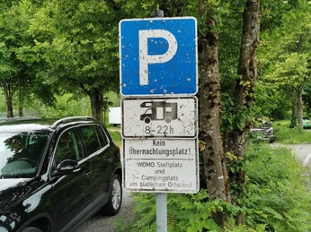 Parkplatz Turnerweg 1.jpg