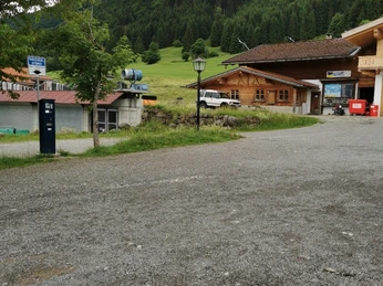 Parkplatz Steckenberg 2.jpg