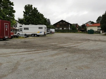Parkplatz Wertstoffhof 1.jpg