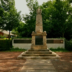 Kriegerdenkmal_Neuenhaus Kriegerdenkmal Neuenhaus