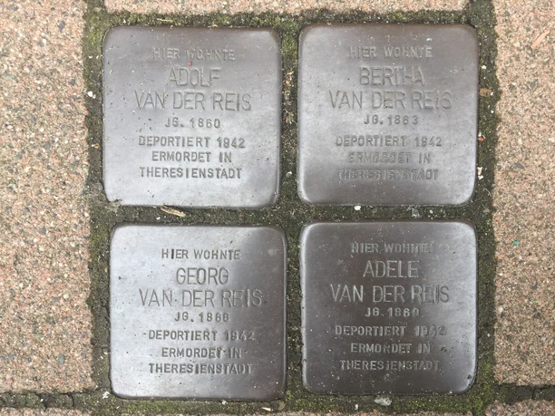 Stolpersteine_Familie _van_der_Reis Stolpersteine Familie van der Reis