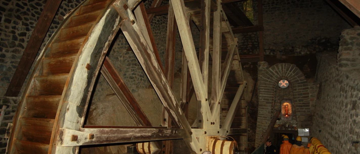 Wasserrad-im-Bergwerkmuseum-Grube-Glasebach-Straßberg