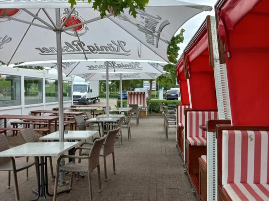 Fischbar Terasse.jpg