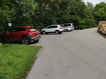 Parkplatz Kurhaus_Bahnhof 2.png