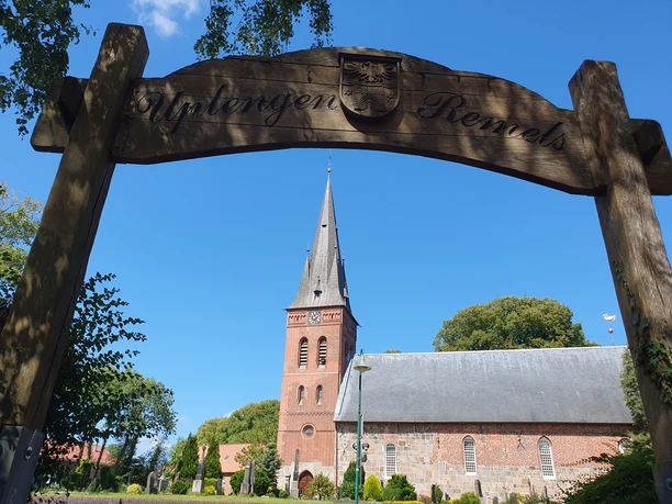 230810_Kirche-Remels.jpg