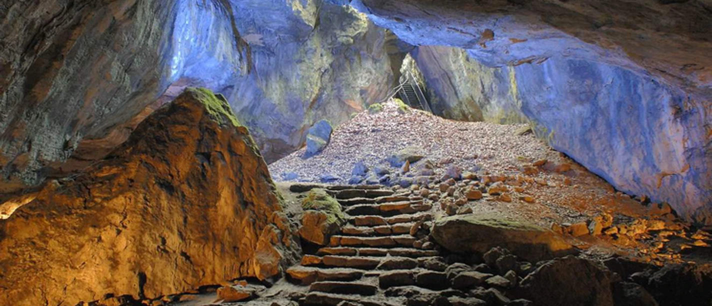 Einhornhöhle / Blaue Grotte