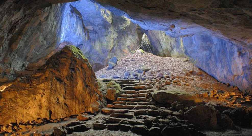 Einhornhöhle / Blaue Grotte