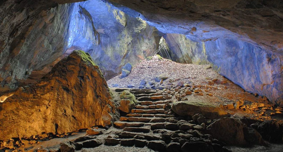 Einhornhöhle / Blaue Grotte