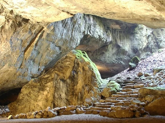 Einhornhöhle / Blaue Grotte
