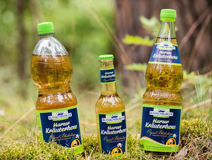 Harzer Kräuterhexe (Kräuterlimonade) im Wald