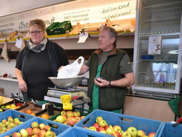 Obstplantage Carsten Kundt - Wochenmarkt