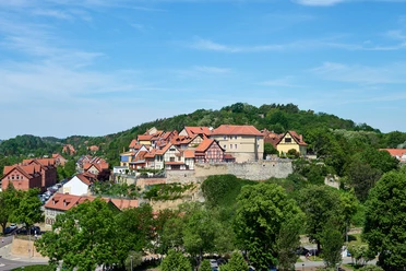 Münzenberg, Grablegen Ostkrypta