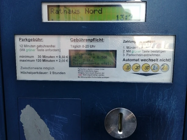 Parkplatz Rathaus 1.png