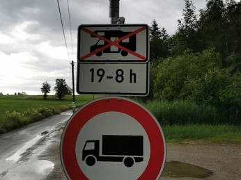 Parkplatz Schleifmühlweg 1.png