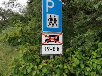 Parkplatz Friedhof Kirmesauerstraße 1.png